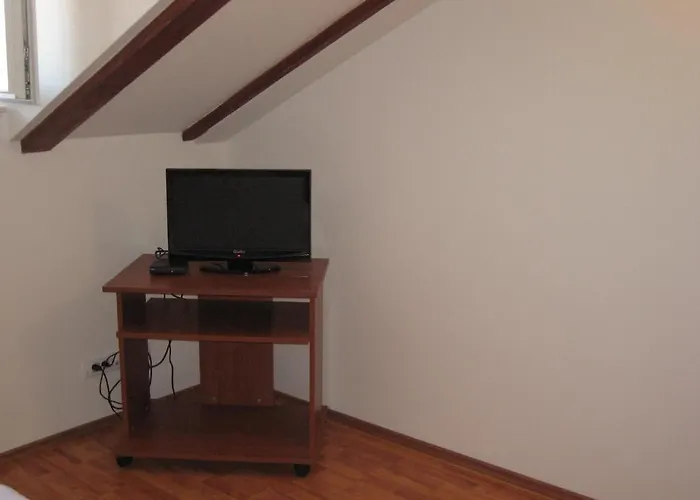 罗姿科旅馆 招待所 4*