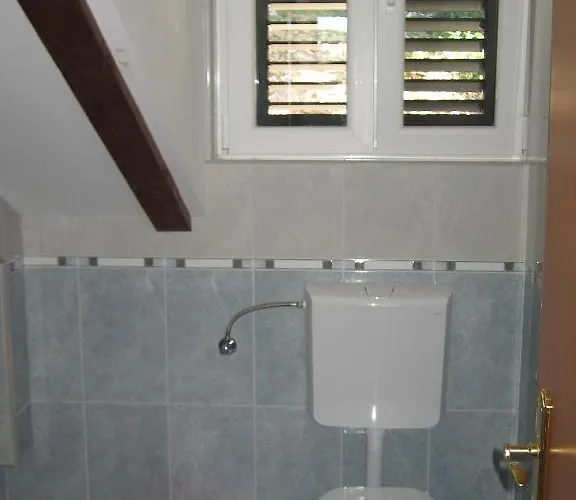 罗姿科旅馆 察夫塔特