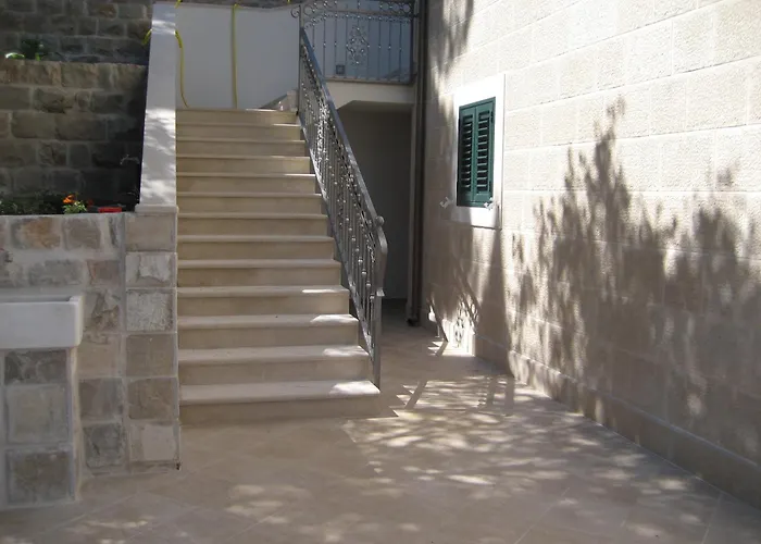 招待所 罗姿科旅馆 察夫塔特